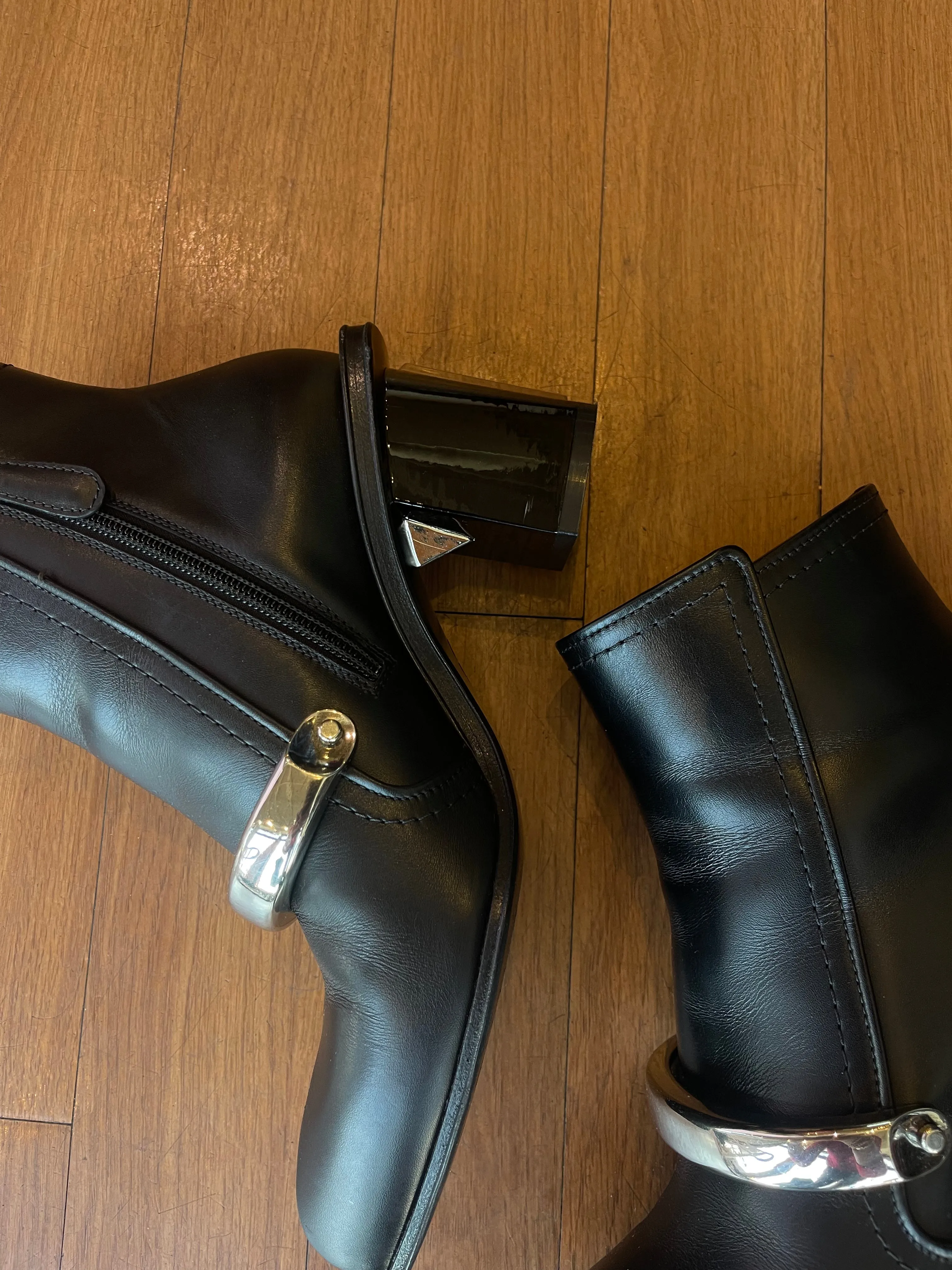 Alexander McQueen Leather Booties with Metal Detail Size 36.5